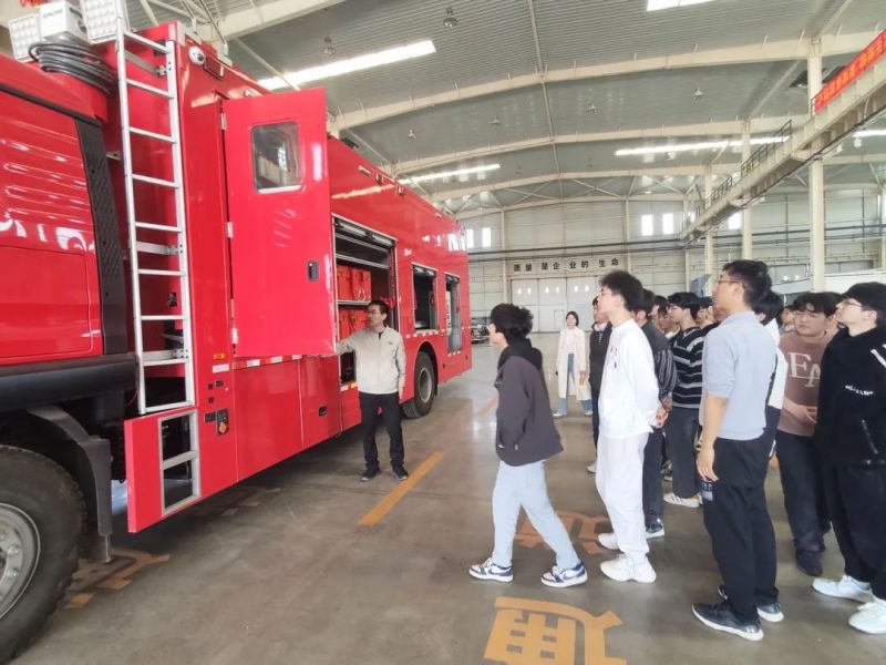 華北水利水電大學師生參觀獵鷹安陽制造中心 