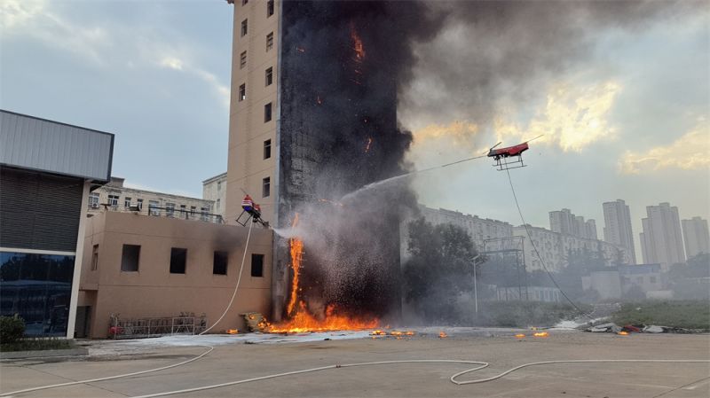 高層及超高層建筑外墻火、露臺(tái)火撲救